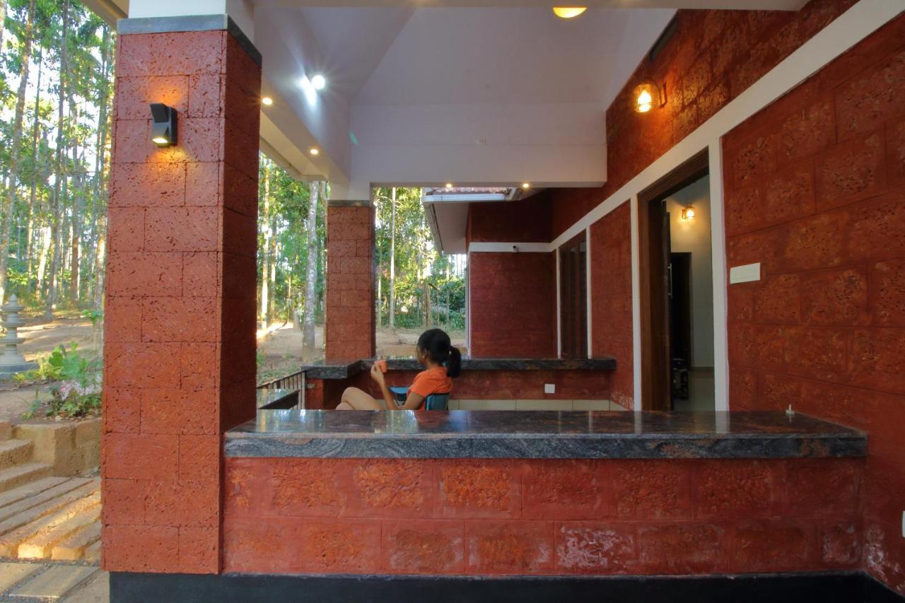 Tall Trees - Modern Forest Villa In Wayanad Szultán Bathery Kültér fotó